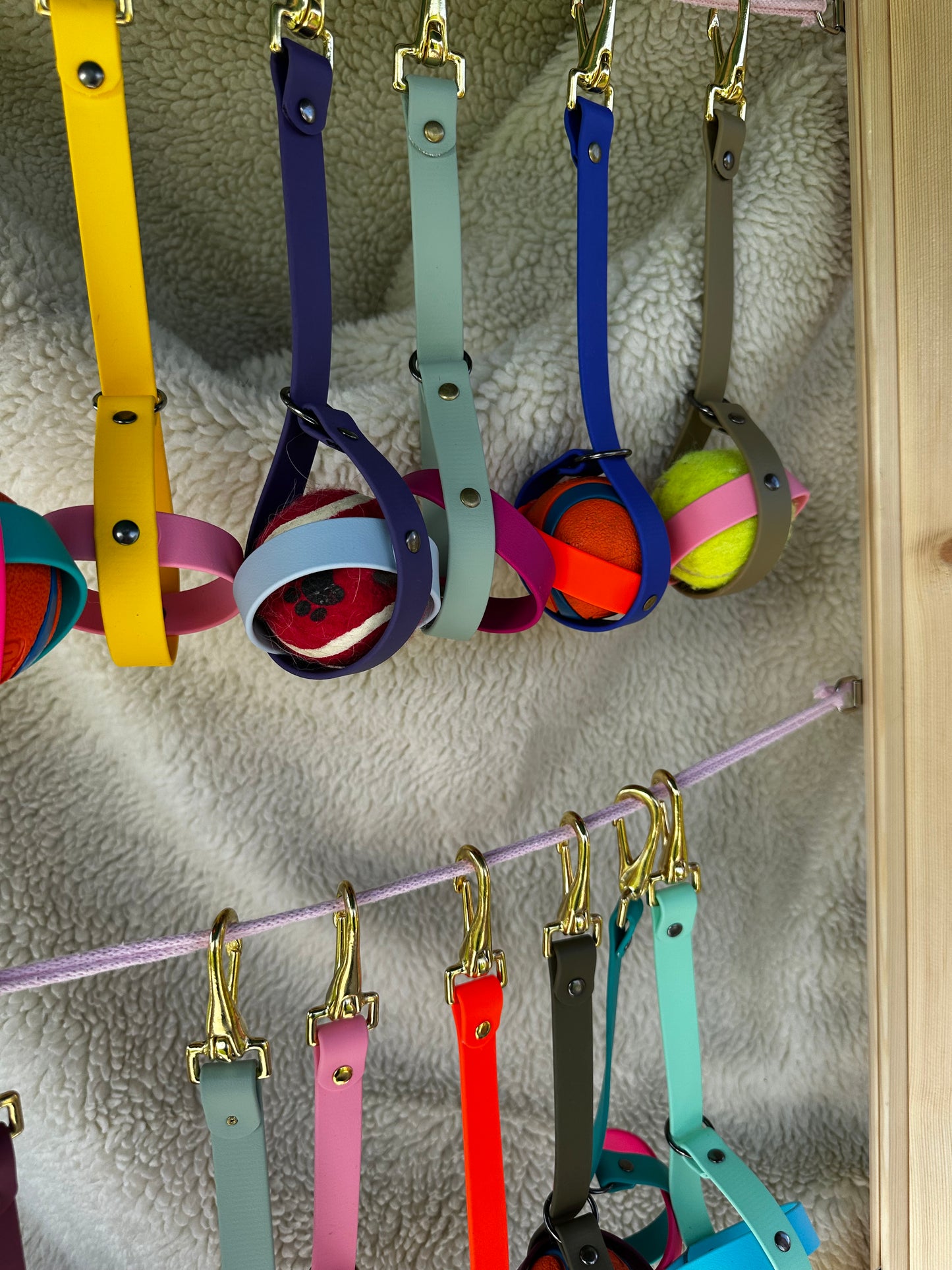 Medium BioThane® Ball Holder
