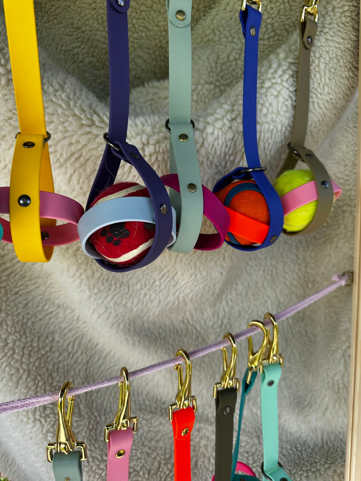 Medium BioThane® Ball Holder